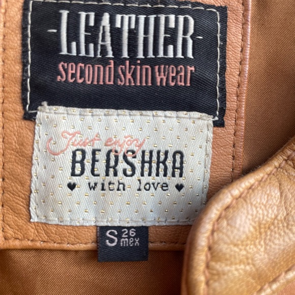 Leather jacket 🧥 - Picture 10 of 11